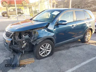 2015 Kia Sorento LX with VIN 5XYKT3A69FG607845, listed as a IAAI auction lot 40806894 with 102,416 mi miles and . Bid and sale history available at DreamBid. Image 17.