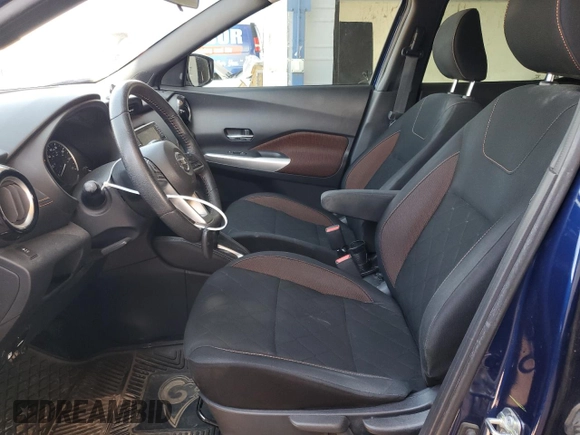 2019 Nissan Kicks SV z VIN 3N1CP5CU6KL514304, wystawiony jako Copart lot #58435575 z przebiegiem 127 966 mil mil oraz Szkoda całkowita • Salvage title. Historia ofert i sprzedaży dostępna na DreamBid. Obrazek 7.