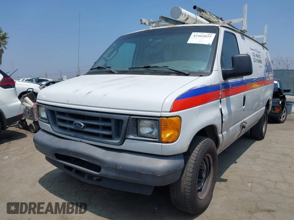 2005 Ford Econoline Cargo with VIN 1FTNE24L05HB29596, listed as a IAAI auction lot 42462025 with 170,322 mi miles and . Bid and sale history available at DreamBid. Image 2.