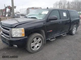 2008 Chevrolet Silverado 1500 LTZ with VIN 2GCEK13Y881162613, listed as a IAAI auction lot 41893222 with 192,078 mi miles. Bid and sale history available at carsss.com. Image 2.