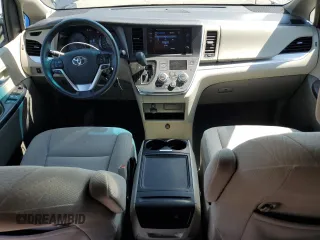 2017 Toyota Sienna LE Auto Access Seat with VIN 5TDKZ3DC0HS884552, listed as a Copart auction lot 54776825 with 59,262 mi miles and Salvage title. Bid and sale history available at DreamBid. Image 8.