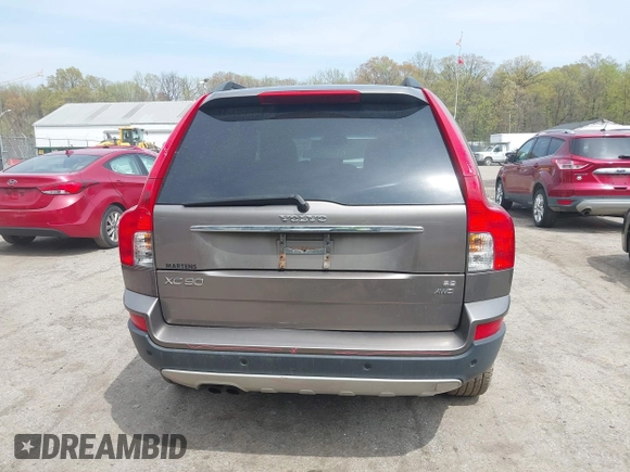 2008 Volvo XC90 I6 with VIN YV4CZ982281470871, listed as a IAAI auction lot 42026386 with 180,936 mi miles. Bid and sale history available at carsss.com. Image 16.