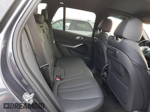 2020 BMW X5 xDrive40i with VIN 5UXCR6C0XLLL75042, listed as a Copart auction lot 70442352 with 31,604 mi miles. Bid and sale history available at carsss.com. Image 11.