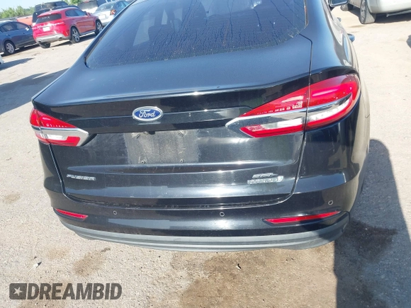 2019 Ford Fusion SEL with VIN 3FA6P0MU5KR203851, listed as a IAAI auction lot 41982637 with 96,954 mi miles and . Bid and sale history available at DreamBid. Image 16.