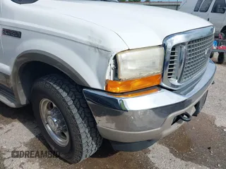 2001 Ford Excursion Limited с VIN 1FMNU42L91EC54752, выставлен на аукционе IAAI как лот 42490476 с пробегом 180 533 миль миль и . История ставок и продаж доступна на DreamBid. Изображение 13.