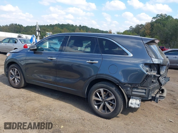 2020 Kia Sorento LX V6 with VIN 5XYPG4A57LG680747, listed as a IAAI auction lot 40729596 with 108,559 mi miles. Bid and sale history available at carsss.com. Image 14.
