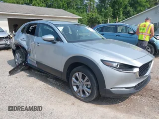 2021 Mazda CX-30 Preferred с VIN 3MVDMBCL0MM302896, выставлен на аукционе IAAI как лот 42373297 с пробегом 31 817 миль миль и . История ставок и продаж доступна на DreamBid. Изображение 1.