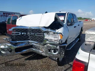 2024 Ram 2500 Big Horn with VIN 3C6UR5DJ3RG366512, listed as a IAAI auction lot 42509617 with 17,854 mi miles and . Bid and sale history available at DreamBid. Image 17.