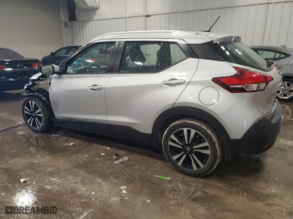 2018 Nissan Kicks SR with VIN 3N1CP5CU6JL541145, listed as a Copart auction lot 48081725 with 43,828 mi miles and Clean Title. Bid and sale history available at carsss.com. Image 2.