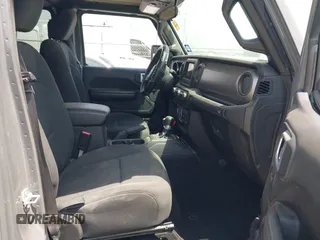 2021 Jeep Gladiator Sport S z VIN 1C6JJTAG9ML538769, wystawiony jako IAAI lot #42078142 z przebiegiem 49 924 mil mil oraz . Historia ofert i sprzedaży dostępna na DreamBid. Obrazek 5.