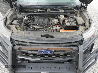 2019 Ford Police Interceptor Utility z VIN 1FM5K8AR0KGB44522, wystawiony jako Copart lot #58401635 z przebiegiem Nie podano mil oraz Tytuł czysty. Historia ofert i sprzedaży dostępna na DreamBid. Obrazek 12.