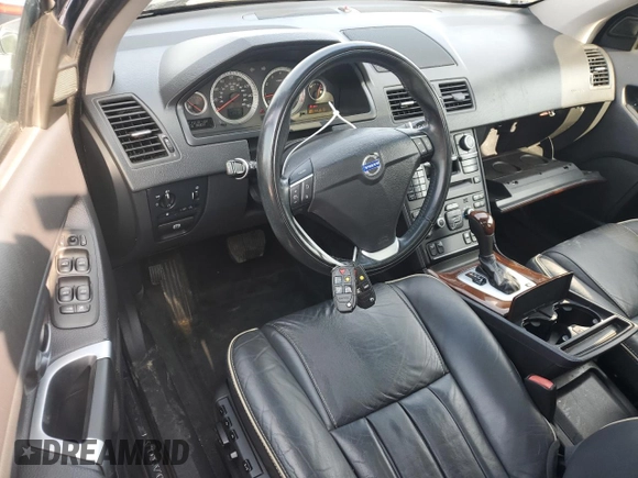 2013 Volvo XC90 Premier Plus with VIN YV4952CZ0D1643752, listed as a Copart auction lot 58782365 with 122,850 mi miles and Salvage title. Bid and sale history available at DreamBid. Image 8.
