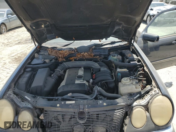 1996 Mercedes-Benz E 320 with VIN WDBJF55F5TJ003597, listed as a Copart auction lot 55982925 with Not Provided miles and Clean Title. Bid and sale history available at DreamBid. Image 11.