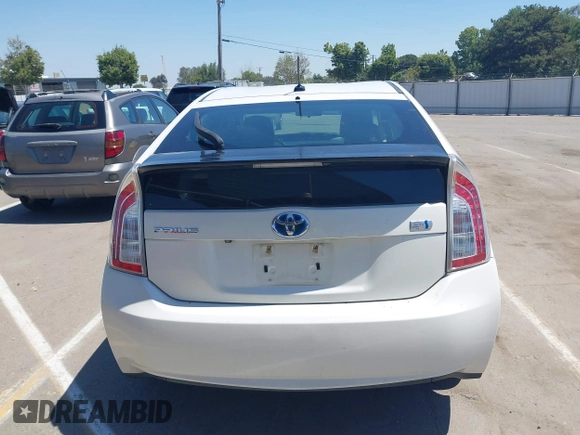 2013 Toyota Prius One z VIN JTDKN3DU6D0352580, wystawiony jako IAAI lot #42244296 z przebiegiem 304 157 mil mil oraz . Historia ofert i sprzedaży dostępna na DreamBid. Obrazek 16.