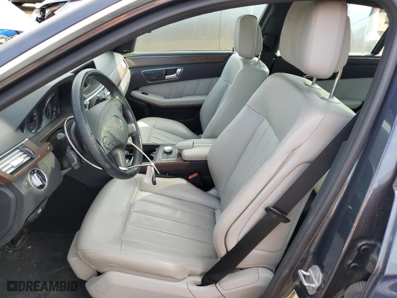 2011 Mercedes-Benz E-Class E 550 Luxury with VIN WDDHF9AB5BA386617, listed as a Copart auction lot 49621515 with 134,674 mi miles and Clean Title. Bid and sale history available at carsss.com. Image 7.