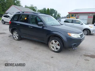 2009 Subaru Forester X z VIN JF2SH63679H701039, wystawiony jako IAAI lot #42701876 z przebiegiem 127 401 mil mil oraz . Historia ofert i sprzedaży dostępna na DreamBid. Obrazek 1.