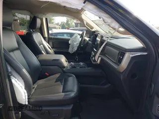 2024 Ford Expedition Max XLT с VIN 1FMJK1J82REA10050, выставлен на аукционе IAAI как лот 42698350 с пробегом 47 383 миль миль и . История ставок и продаж доступна на DreamBid. Изображение 5.