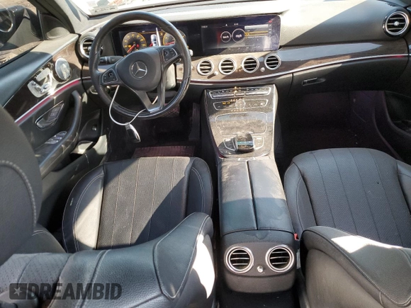 2018 Mercedes-Benz E 300 z VIN WDDZF4KB3JA304789, wystawiony jako Copart lot #46214295 z przebiegiem 100 543 mil mil oraz Szkoda całkowita • Salvage title. Historia ofert i sprzedaży dostępna na DreamBid. Obrazek 8.