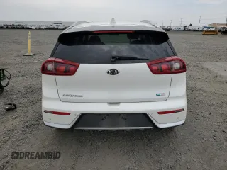 2017 Kia Niro Touring with VIN KNDCE3LC1H5094748, listed as a Copart auction lot 62934704 with 92,972 mi miles and Salvage Title. Bid and sale history available at carsss.com. Image 6.