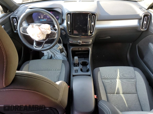 2024 Volvo XC40 Core Bright Theme с VIN YV4L12UK5R2334069, выставлен на аукционе Copart как лот 86729964 с пробегом 15 762 миль миль и Списание • Salvage title. История ставок и продаж доступна на DreamBid. Изображение 8.