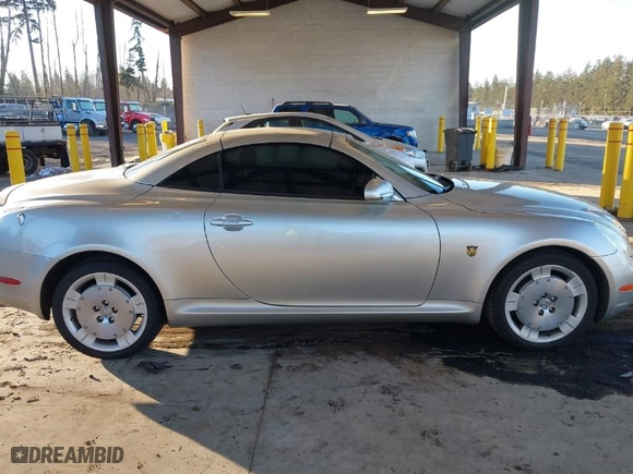 2002 Lexus SC 430 with VIN JTHFN48Y520030044, listed as a IAAI auction lot 41557135 with NaN miles. Bid and sale history available at carsss.com. Image 13.