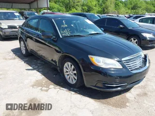 2013 Chrysler 200 Touring with VIN 1C3CCBBB4DN601486, listed as a IAAI auction lot 41978915 with 164,756 mi miles. Bid and sale history available at carsss.com. Image 1.