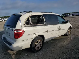 2005 Dodge Caravan SXT with VIN 2D4GP44L45R585381, listed as a Copart auction lot 66082085 with 195,700 mi miles and Salvage title. Bid and sale history available at DreamBid. Image 3.