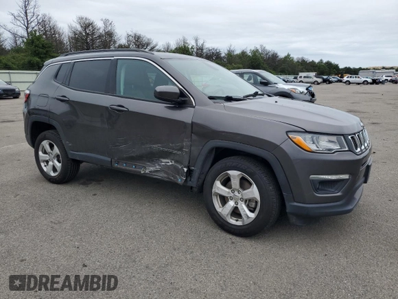 2019 Jeep Compass Latitude z VIN 3C4NJDBB8KT850859, wystawiony jako Copart lot #62680455 z przebiegiem 34 626 mil mil oraz Szkoda całkowita • Salvage title. Historia ofert i sprzedaży dostępna na DreamBid. Obrazek 4.