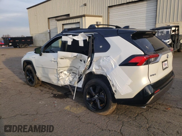 2020 Toyota RAV4 Hybrid XSE with VIN JTMEWRFV5LD541943, listed as a Copart auction lot 84005364 with 88,435 mi miles and Salvage title. Bid and sale history available at DreamBid. Image 2.