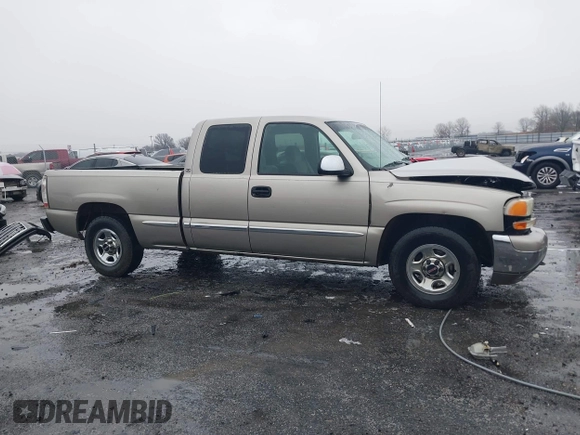 2000 GMC New Sierra 1500 SL with VIN 2GTEC19V9Y1313002, listed as a IAAI auction lot 41440458 with 367,281 mi miles. Bid and sale history available at carsss.com. Image 13.