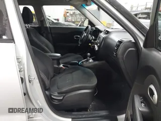 2014 Kia Soul with VIN KNDJN2A21E7701162, listed as a IAAI auction lot 41386456 with 111,992 mi miles. Bid and sale history available at carsss.com. Image 5.