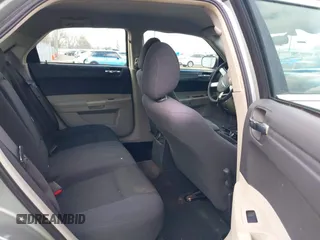 2005 Chrysler 300 with VIN 2C3JA43R05H137403, listed as a IAAI auction lot 41399519 with 135,044 mi miles. Bid and sale history available at carsss.com. Image 8.