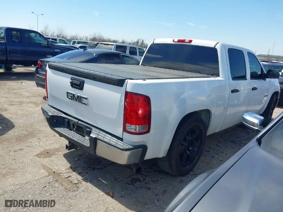 2011 GMC Sierra 1500 SLE with VIN 3GTP1VE06BG272410, listed as a IAAI auction lot 41616621 with 146,460 mi miles. Bid and sale history available at carsss.com. Image 4.