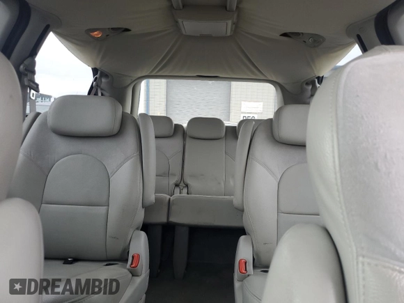 2005 Chrysler Town & Country Limited with VIN 2C8GP64L85R187212, listed as a Copart auction lot 53279095 with 112,233 mi miles and Salvage Title. Bid and sale history available at carsss.com. Image 10.