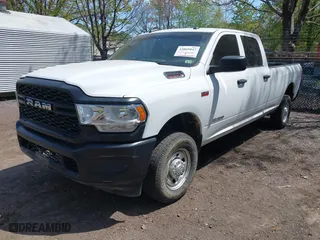 2022 Ram 2500 Tradesman with VIN 3C6UR5HJ5NG202232, listed as a IAAI auction lot 42069847 with 93,426 mi miles. Bid and sale history available at carsss.com. Image 17.