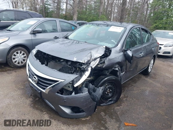 2019 Nissan Versa SV z VIN 3N1CN7AP8KL838112, wystawiony jako IAAI lot #41930746 z przebiegiem 27 404 mil mil oraz . Historia ofert i sprzedaży dostępna na DreamBid. Obrazek 2.
