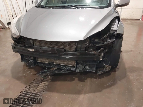 2013 Hyundai Elantra Limited с VIN 5NPDH4AE0DH401665, выставлен на аукционе IAAI как лот 41752543 с пробегом 137 661 миль миль и . История ставок и продаж доступна на DreamBid. Изображение 6.