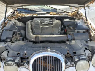 2000 Jaguar S-Type V8 with VIN SAJDA01D3YGL66121, listed as a Copart auction lot 54253095 with Not Provided miles and Clean Title. Bid and sale history available at DreamBid. Image 11.