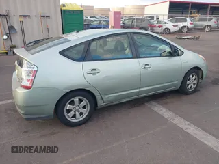 2008 Toyota Prius with VIN JTDKB20U983382105, listed as a IAAI auction lot 40850549 with 185,759 mi miles. Bid and sale history available at carsss.com. Image 4.