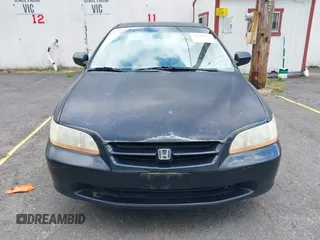 2000 Honda Accord EX с VIN 1HGCG1659YA018277, выставлен на аукционе IAAI как лот 42334541 с пробегом 243 362 миль миль и . История ставок и продаж доступна на DreamBid. Изображение 12.