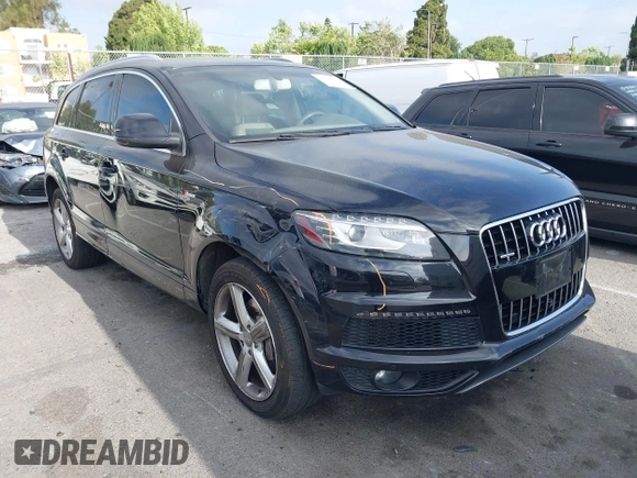 2015 Audi Q7 S line Prestige с VIN WA1DGAFE9FD026968, выставлен на аукционе IAAI как лот 42235342 с пробегом 86 235 миль миль и . История ставок и продаж доступна на DreamBid. Изображение 1.