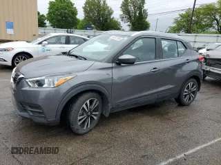 2019 Nissan Kicks SV z VIN 3N1CP5CU4KL564621, wystawiony jako Copart lot #55292785 z przebiegiem 116 157 mil mil oraz Szkody całkowita. Historia ofert i sprzedaży dostępna na DreamBid. Obrazek 1.