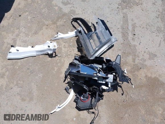 2020 Ram 1500 Rebel with VIN 1C6SRFLT8LN164196, listed as a IAAI auction lot 42538059 with 60,520 mi miles and . Bid and sale history available at DreamBid. Image 12.