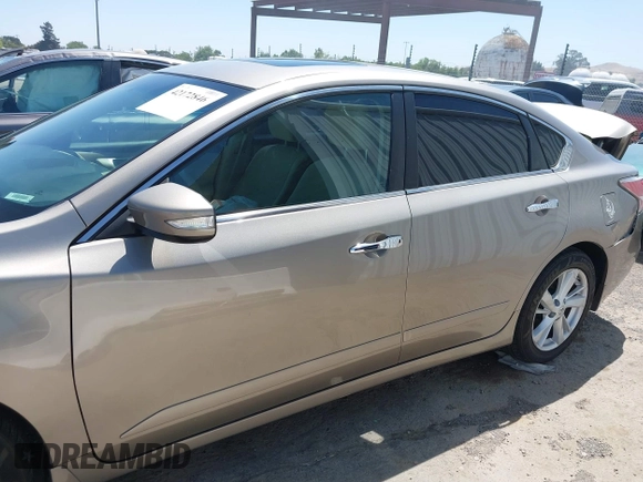 2014 Nissan Altima S with VIN 1N4AL3APXEC406131, listed as a IAAI auction lot 42172846 with 136,315 mi miles and . Bid and sale history available at carsss.com. Image 15.