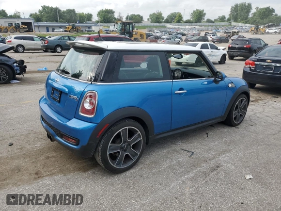 2011 MINI Hardtop S with VIN WMWSV3C54BTY13746, listed as a Copart auction lot 60811275 with 93,346 mi miles and Clean title. Bid and sale history available at DreamBid. Image 3.