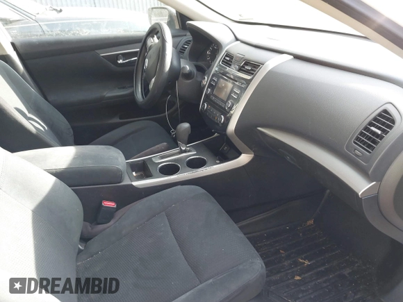 2015 Nissan Altima SL with VIN 1N4AL3AP5FN344336, listed as a IAAI auction lot 41467677 with 89,403 mi miles and . Bid and sale history available at carsss.com. Image 5.