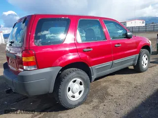 2007 Ford Escape XLS with VIN 1FMYU92Z17KA03457, listed as a IAAI auction lot 41797781 with 59,341 mi miles. Bid and sale history available at carsss.com. Image 4.