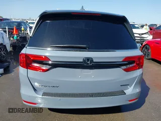 2024 Honda Odyssey Touring with VIN 5FNRL6H82RB027601, listed as a IAAI auction lot 41808680 with 25,911 mi miles and . Bid and sale history available at DreamBid. Image 16.