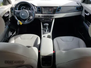 2017 Kia Niro Touring with VIN KNDCE3LC2H5038009, listed as a Copart auction lot 56413204 with 103,656 mi miles and Salvage Title. Bid and sale history available at carsss.com. Image 8.