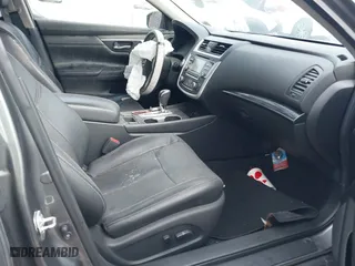 2017 Nissan Altima 2.5 SR with VIN 1N4AL3AP7HC254930, listed as a IAAI auction lot 38127464 with 85,875 mi miles. Bid and sale history available at carsss.com. Image 5.